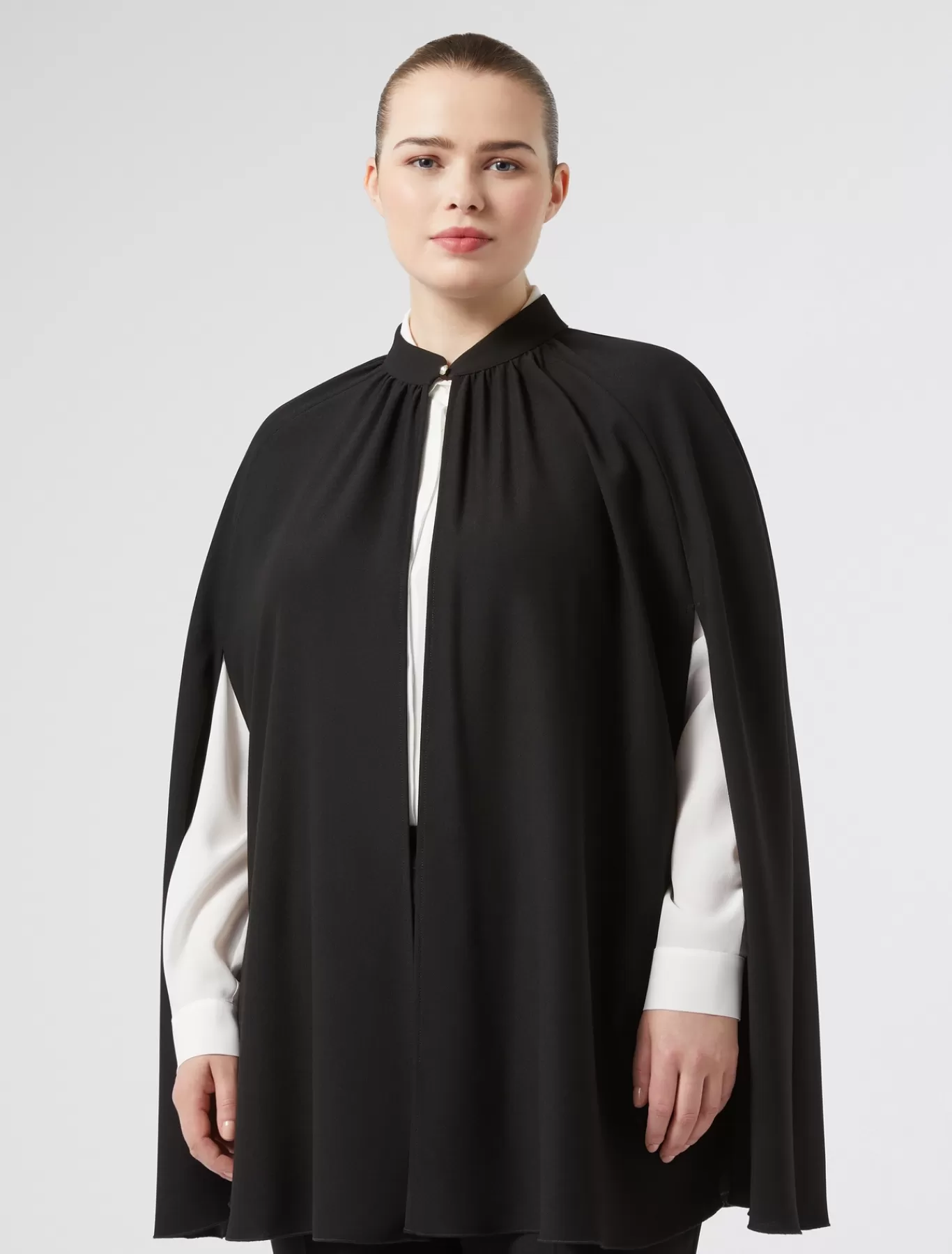 Marina Rinaldi Vestes | Manteaux & Imperméables>Cape en crêpe envers satin NOIR